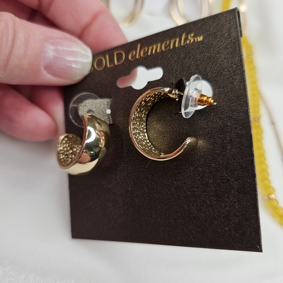 Women's Jewelry Set Lot of 3 Pieces Earrings Necklace Gold Tone Floral All NEW - Picture 7 of 8